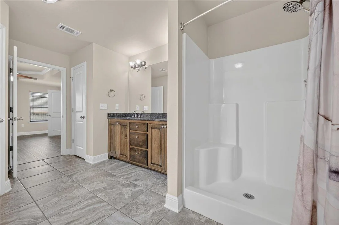 Photo of 6072 Winchester Circle