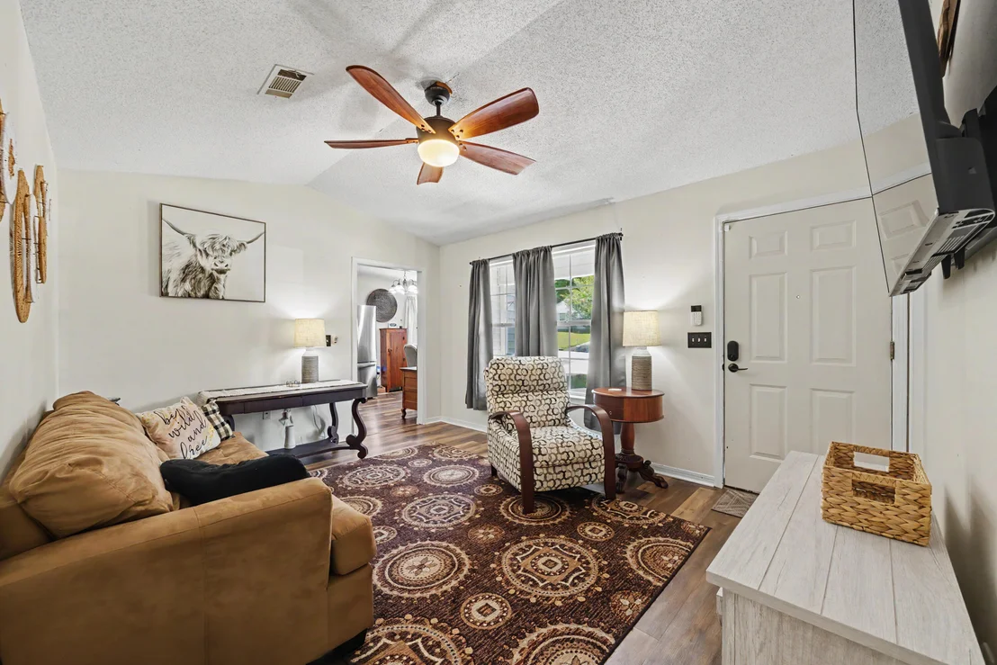 Photo of 226 Southview Drive