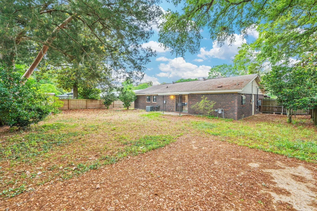 Photo of 1005 Julia Avenue