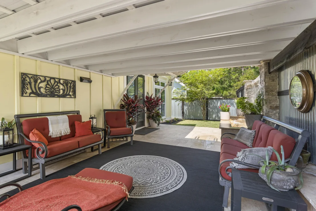 Photo of 46 Greenleaf Drive