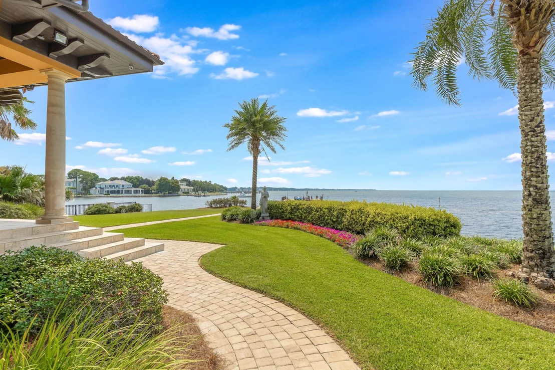 Photo of 4300 Breakwater Drive