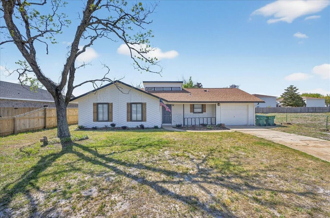 Photo of 1102 Quail Circle