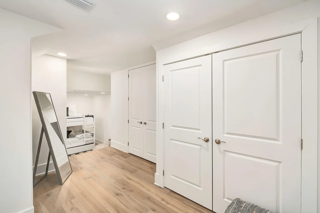 Photo of 3326 Club Drive