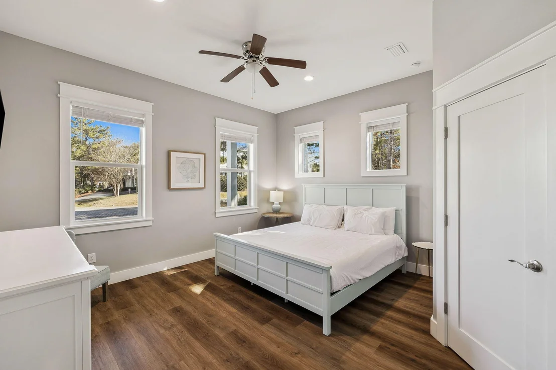 Photo of 147 Charlotte Avenue