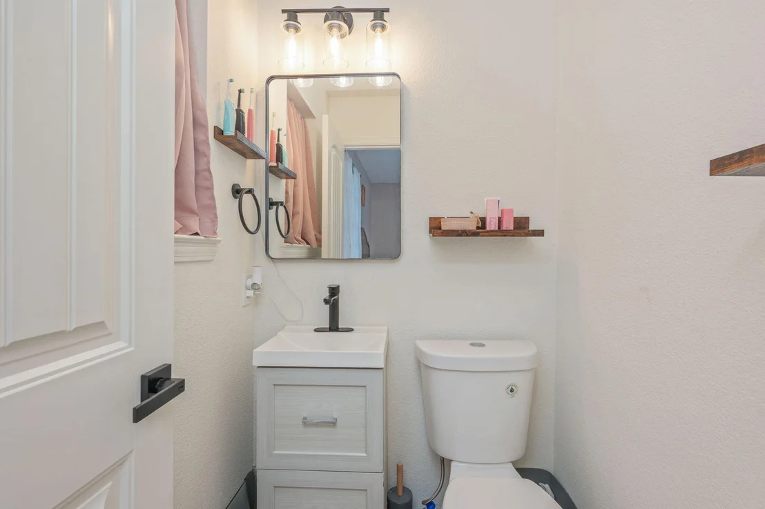 Photo of 6118 Buck Ward Road