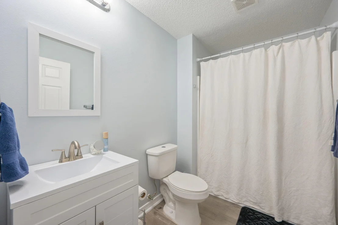 Photo of 5249 Kervin Road