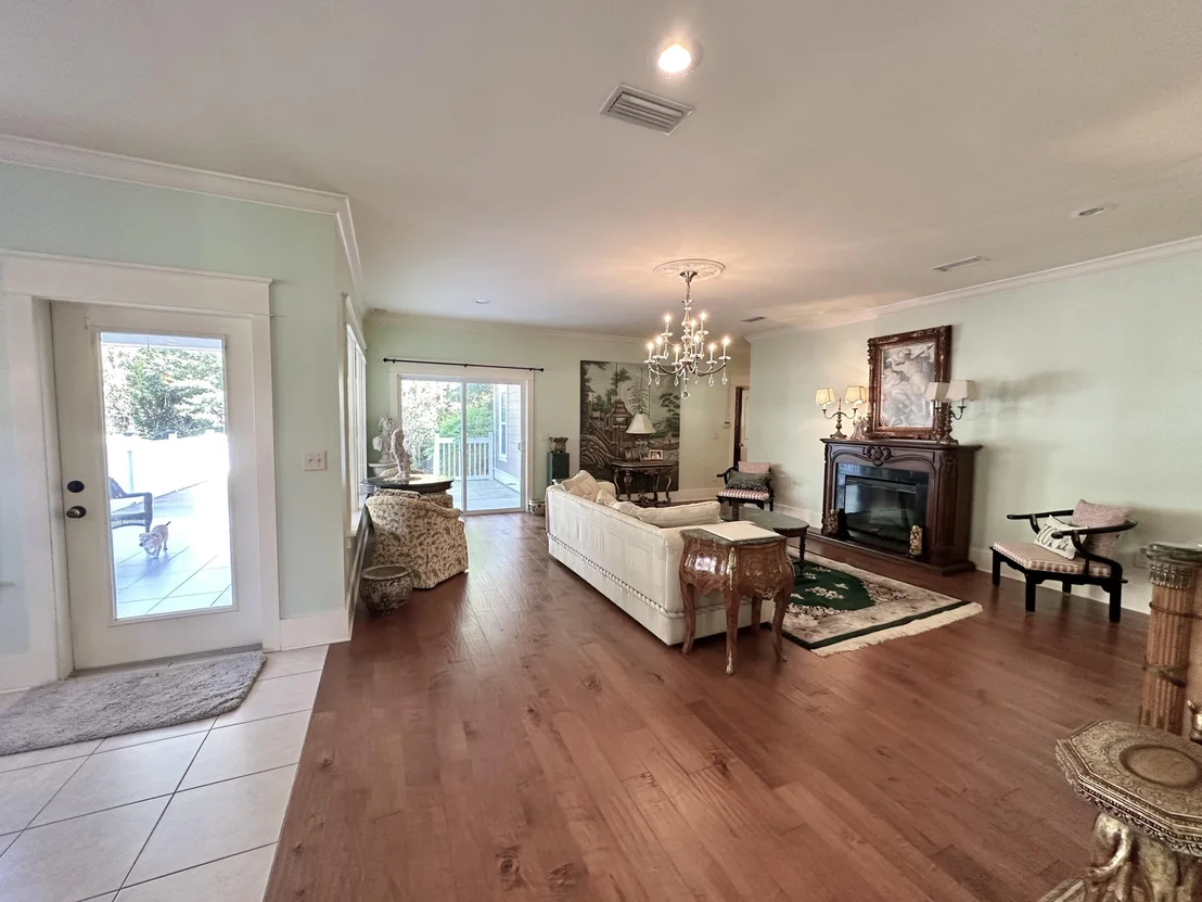 Photo of 786 Symphony Way