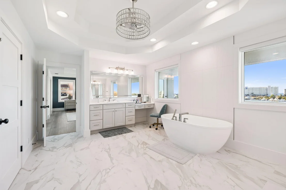 Photo of 754 Harbor Boulevard