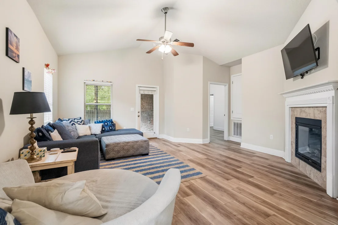 Photo of 41 Dickens Drive