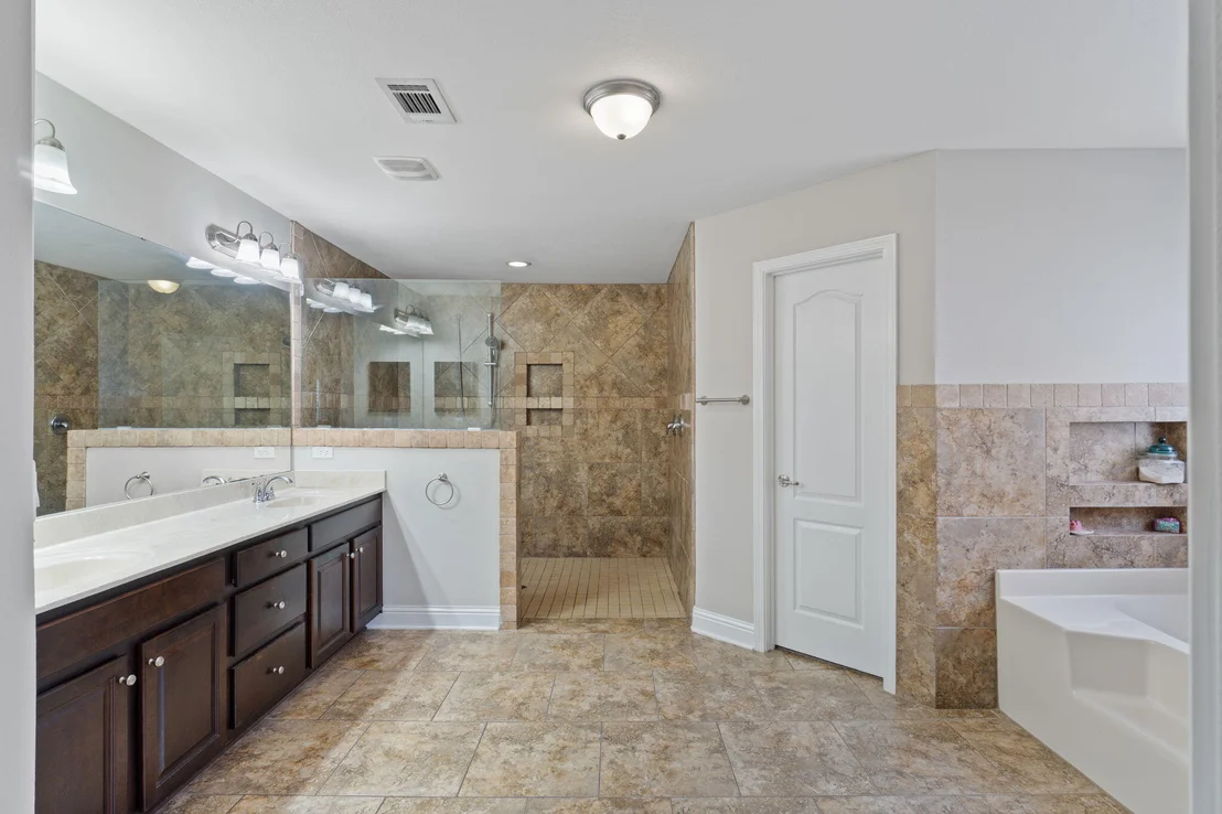 Photo of 2365 Crescent Road