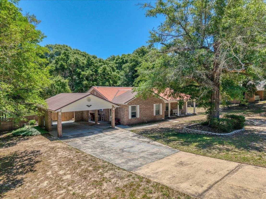 Photo of 210 Shell Drive