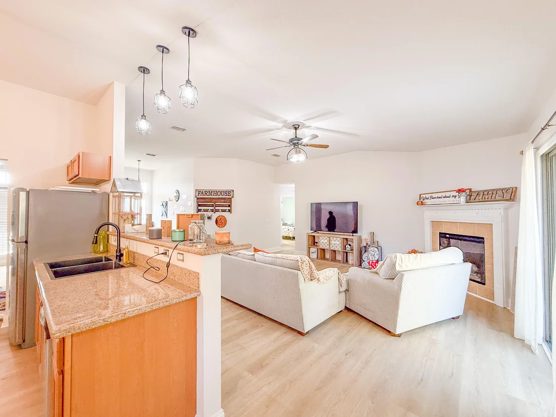 Photo of 6214 Flash Lane