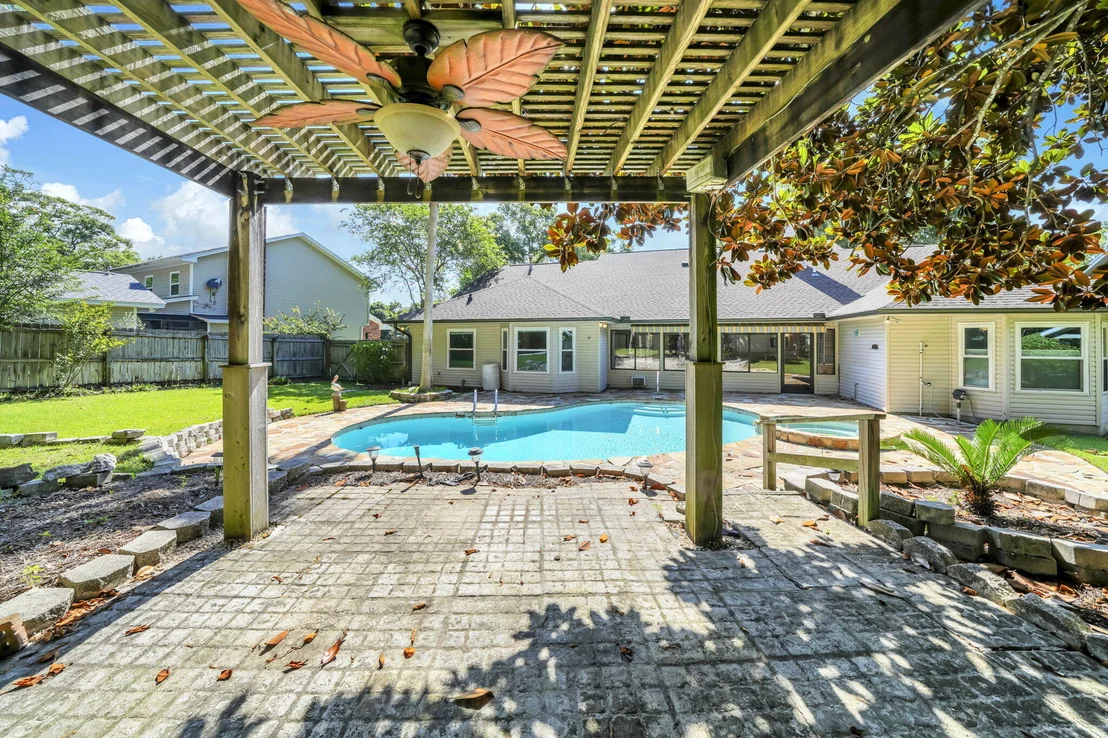 Photo of 2319 Canal Drive