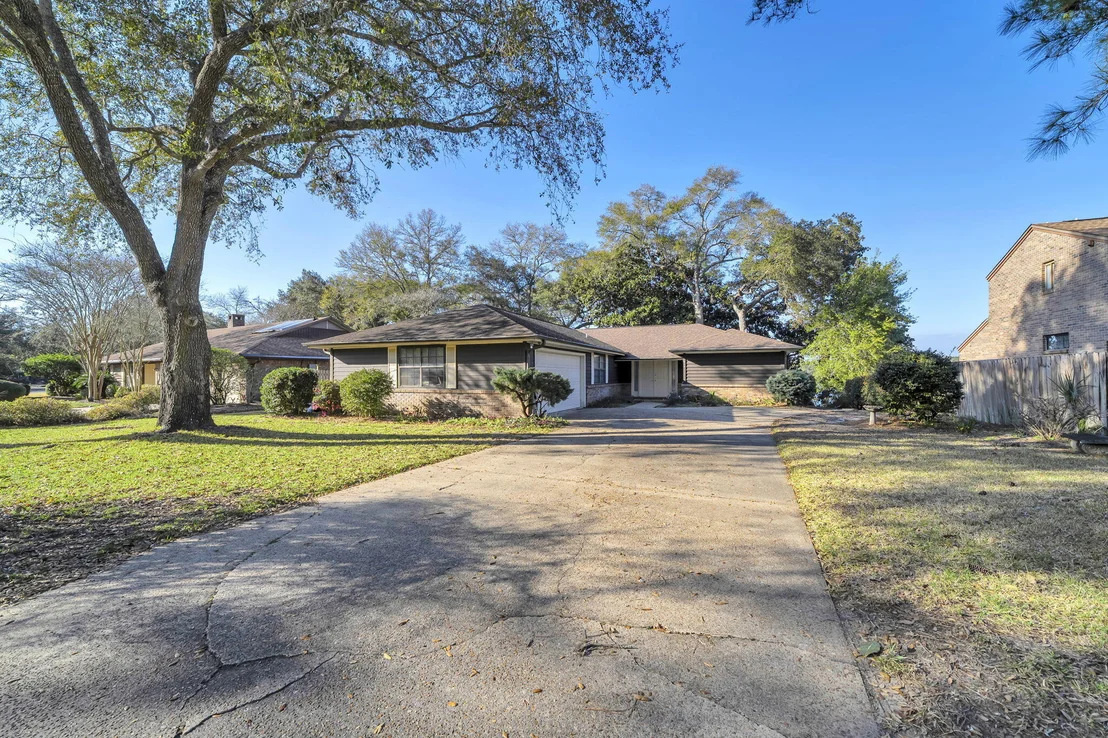 Photo of 630 Sailboat Drive