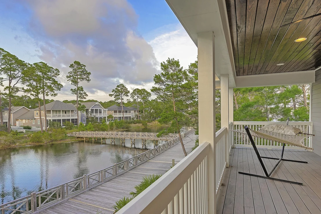 Photo of 261 Plimsoll Way