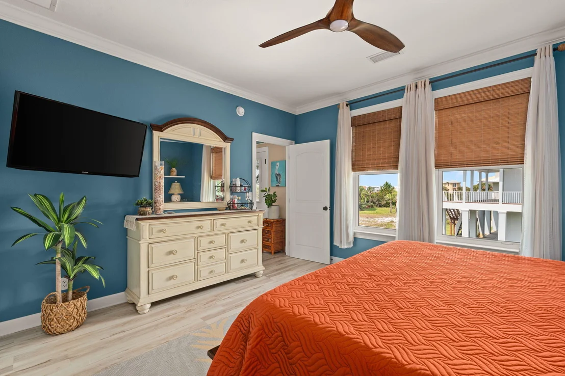 Photo of 1468 Bermuda Drive