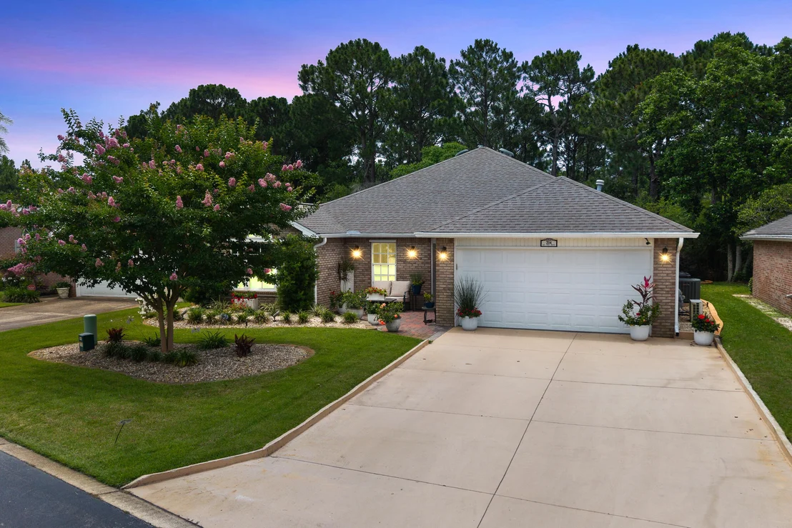 Photo of 204 Bay Tree Drive