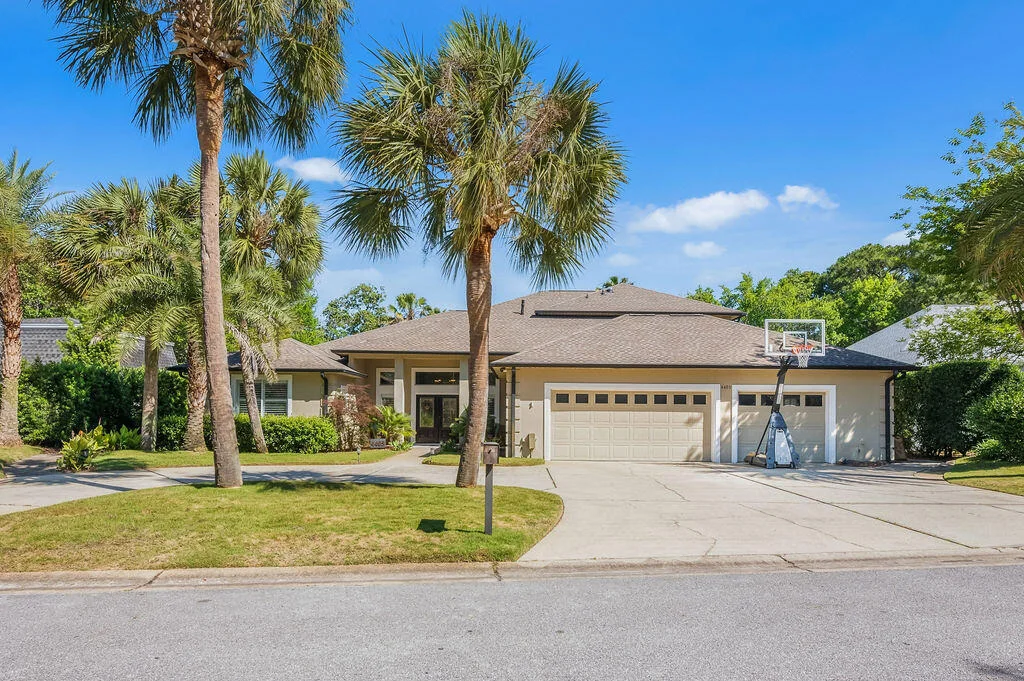 Photo of 4405 Windrush Drive