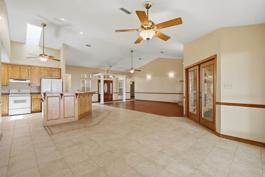 Photo of 6627 Calle De Laurel
