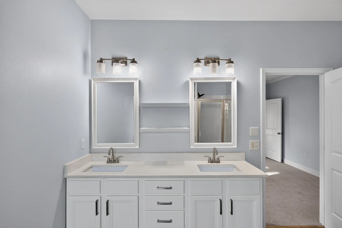 Photo of 726 Cocobolo Drive
