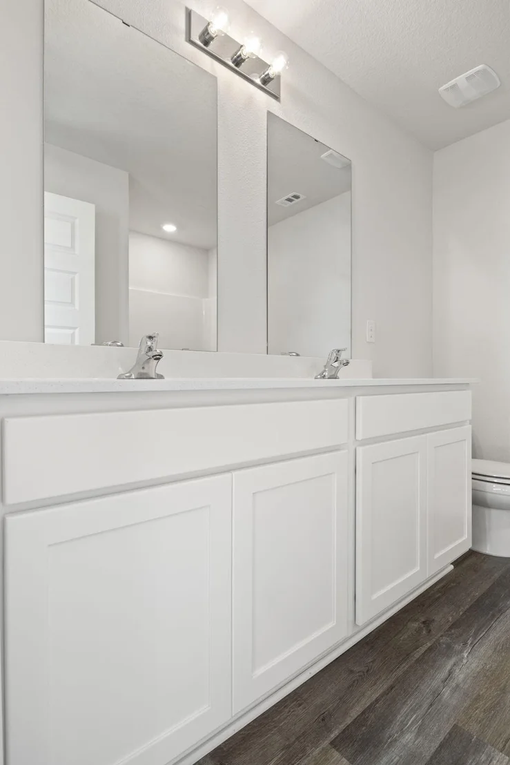 Photo of 5331 Macarthur Drive