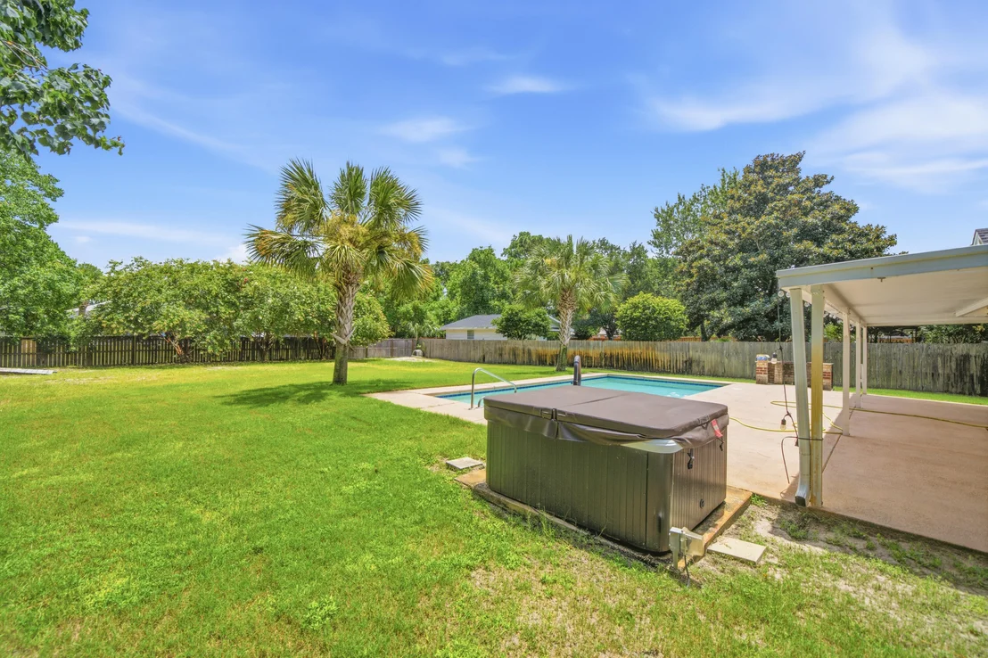 Photo of 2016 Candlewood Drive