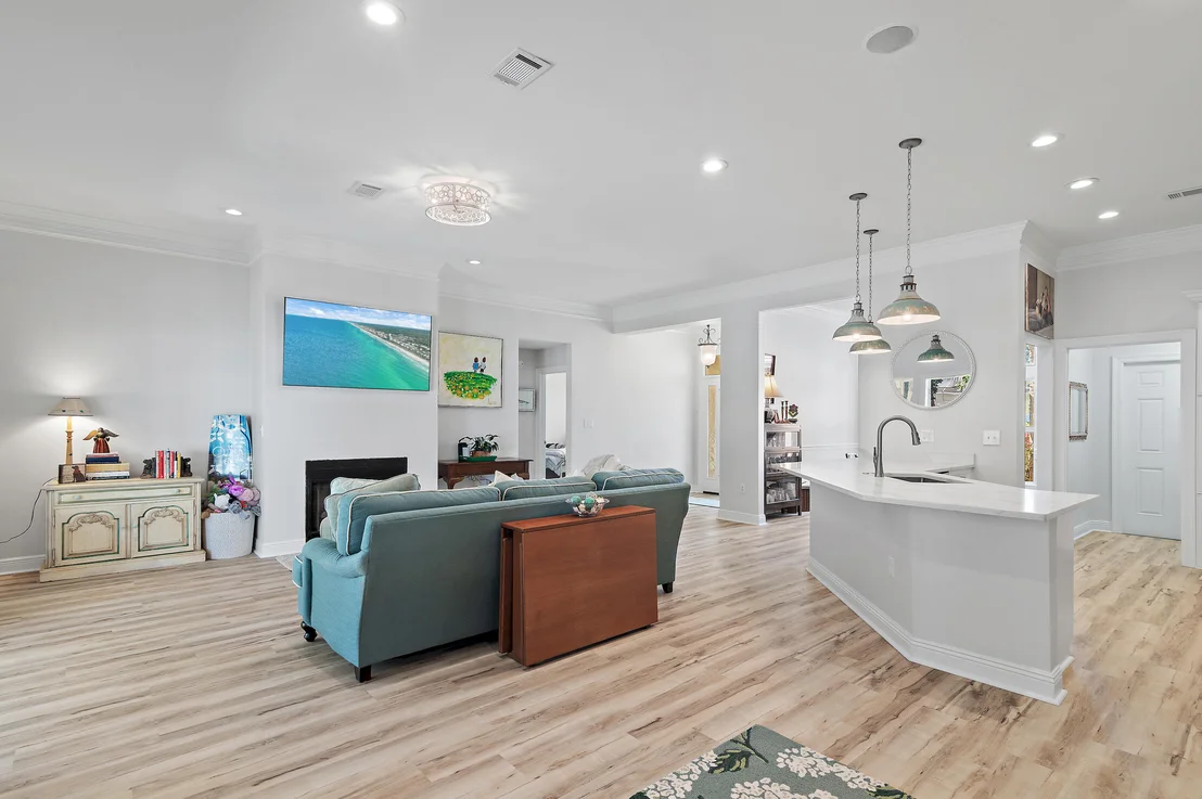 Photo of 285 Tequesta Drive