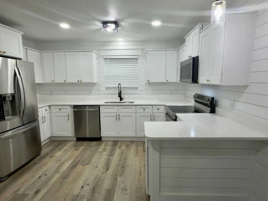 Photo of 3172 Maple Street