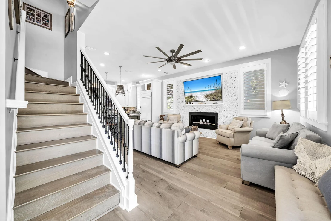 Photo of 100 Parkshore Drive