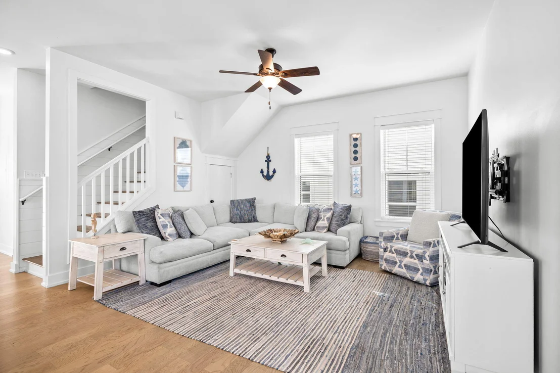 Photo of 62 Charming Way