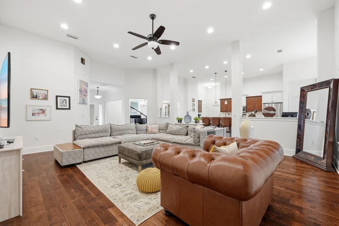 Photo of 4078 Bond Circle