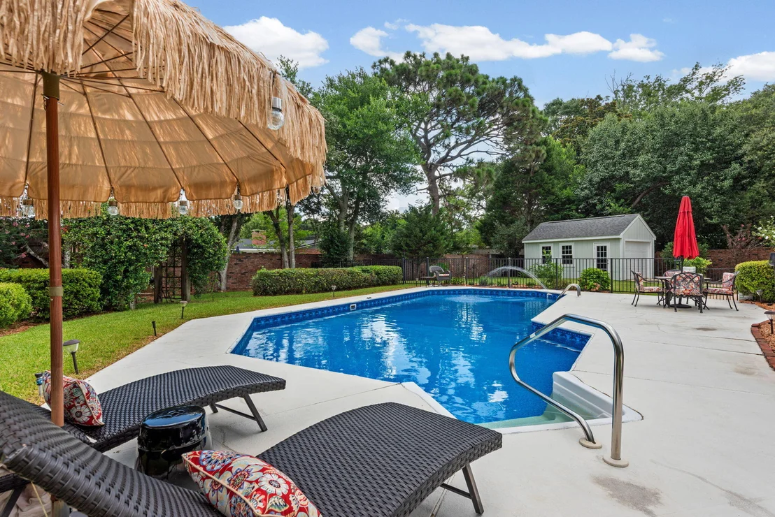 Photo of 5 Maple Avenue