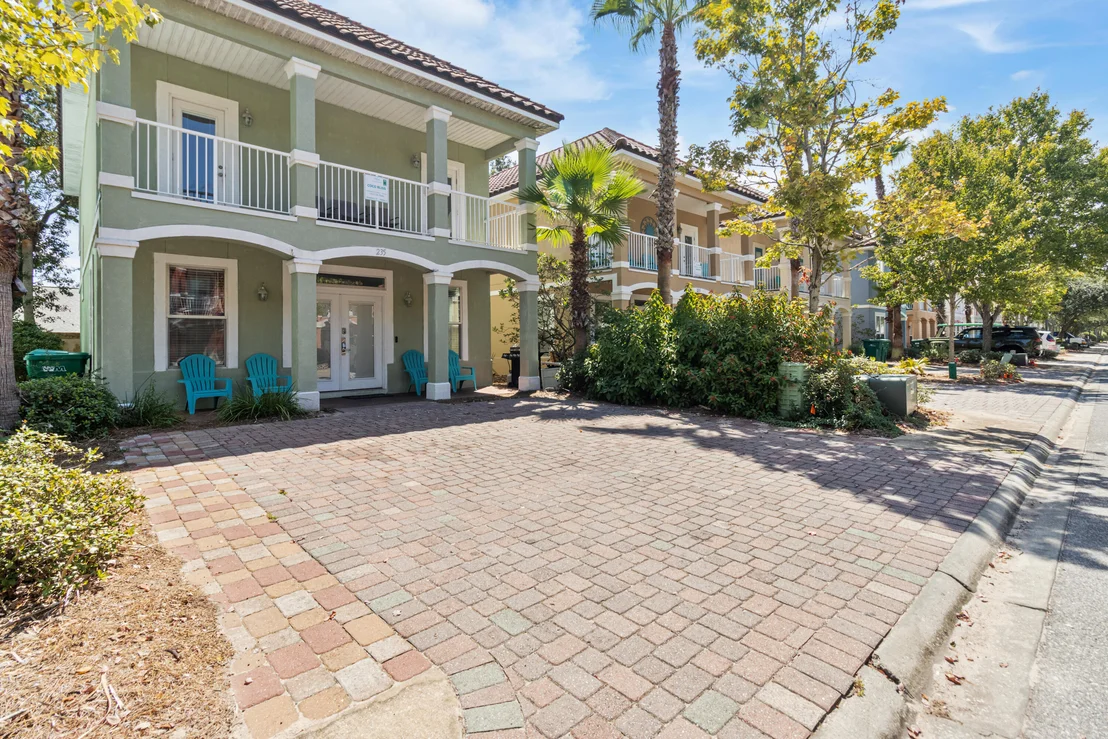 Photo of 235 Kono Way