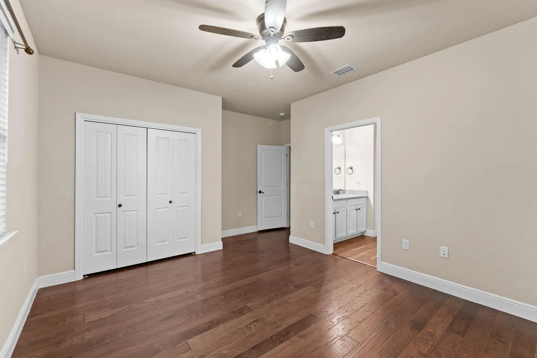 Photo of 48 Madiera Drive