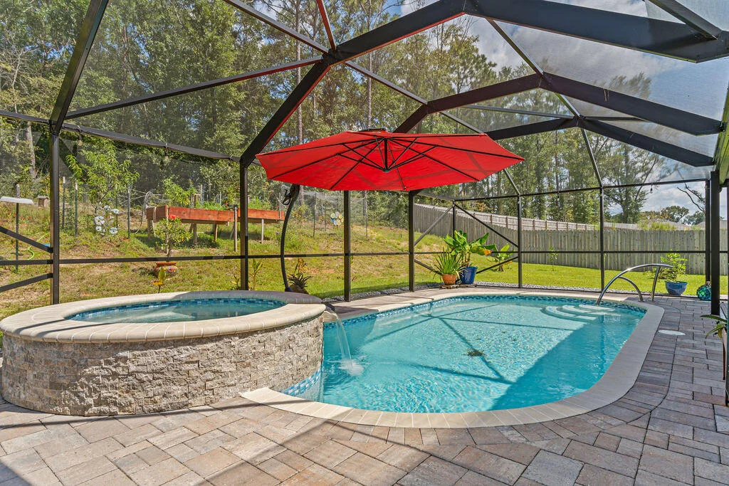 Photo of 672 Squirrel Road