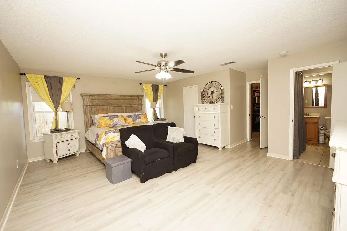 Photo of 127 Pryor Drive