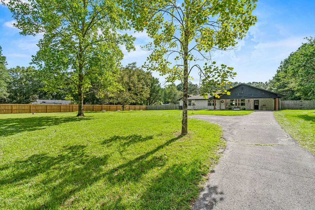 Photo of 4962 Antioch Road