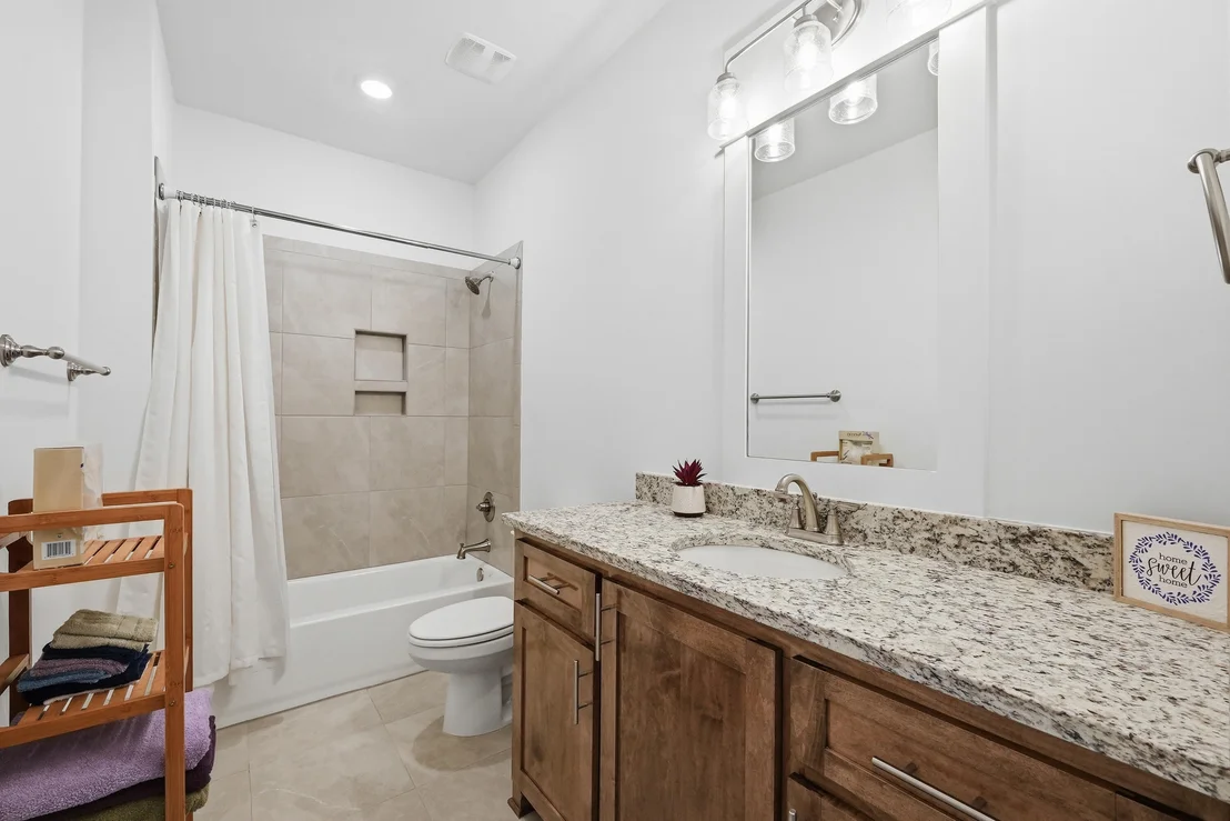 Photo of 6297 Howie Way