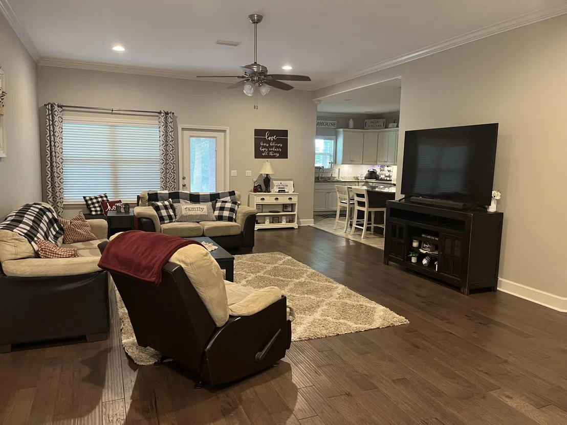 Photo of 5811 Houston Lane