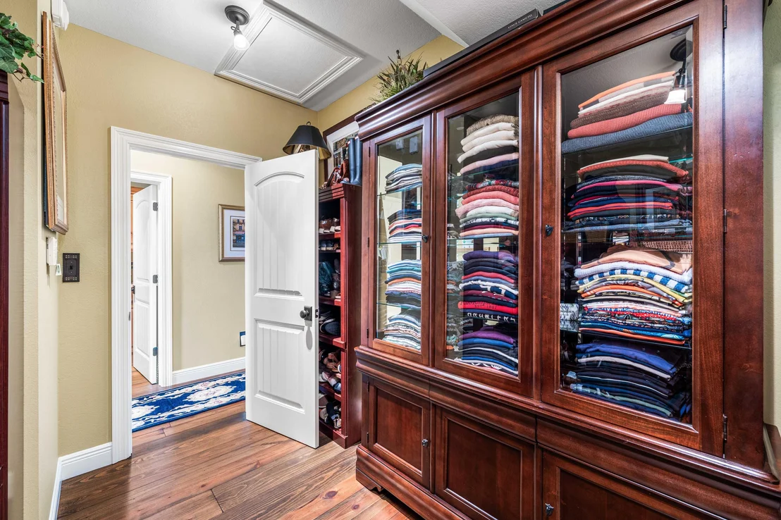 Photo of 8944 Windgate Circle