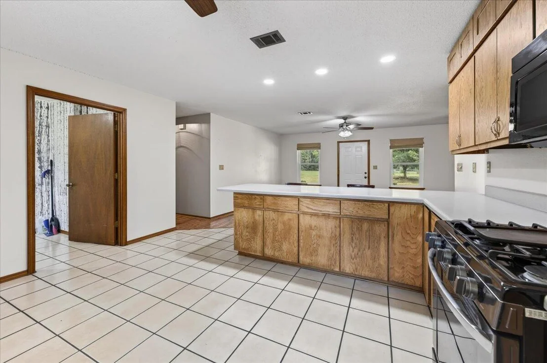 Photo of 4568 Yellow Bluff Road