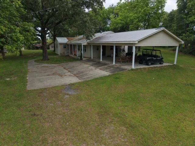 Photo of 405 Walden Lane