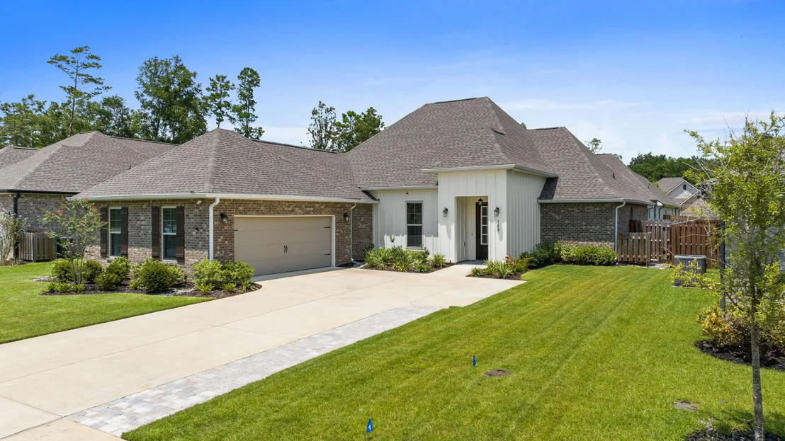 Photo of 148 Flora Lane