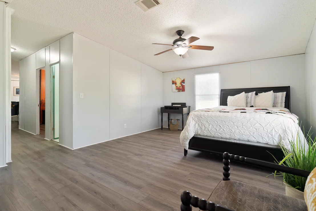 Photo of 1032 Whitehead Drive