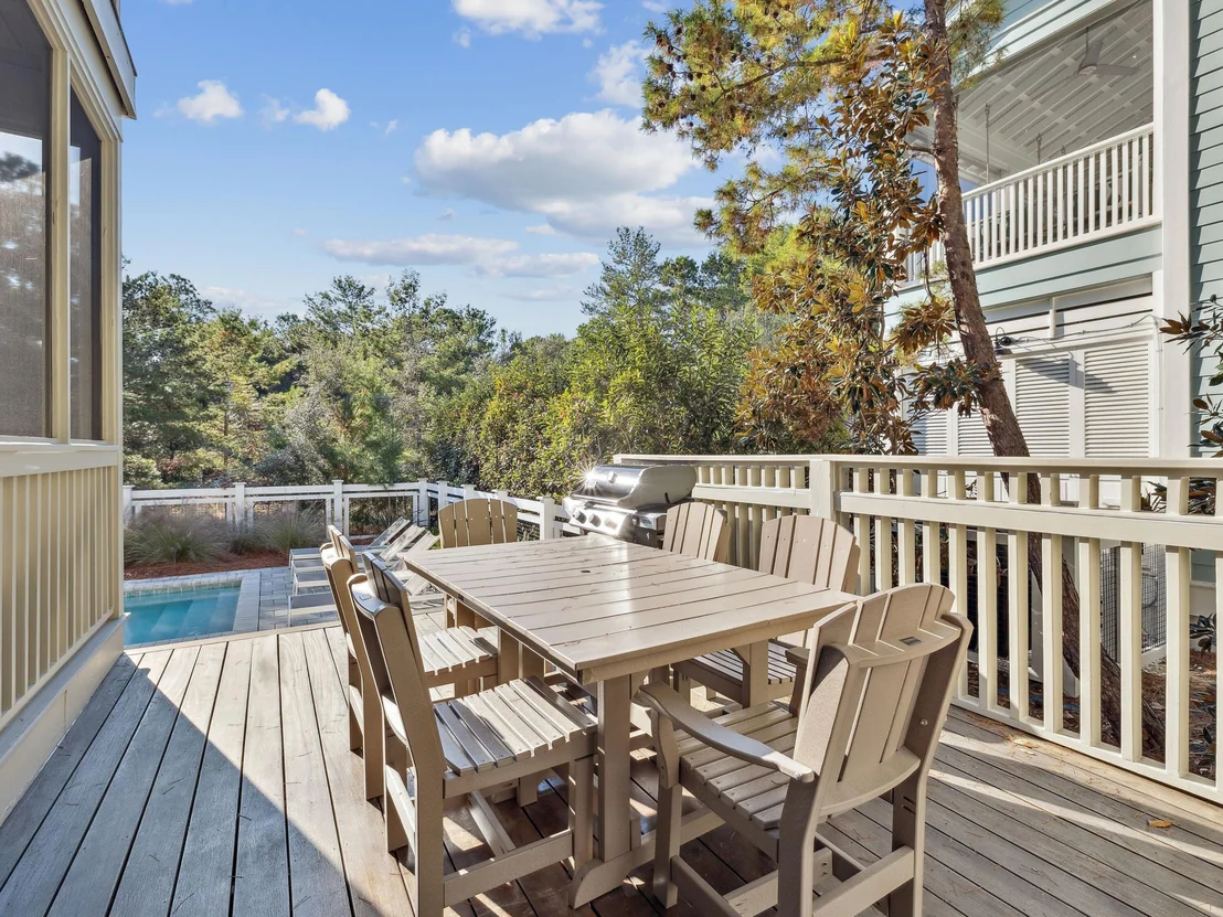 Photo of 384 Red Cedar Way