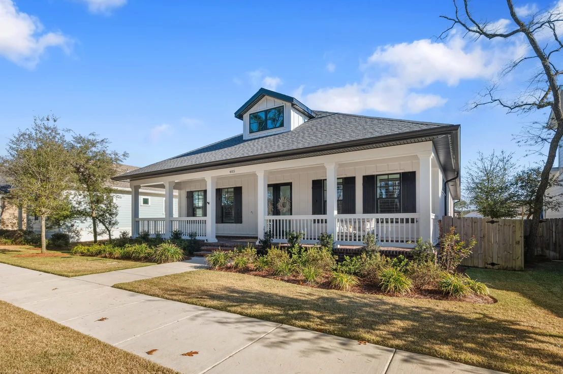 Photo of 405 Sweetgrass Lane