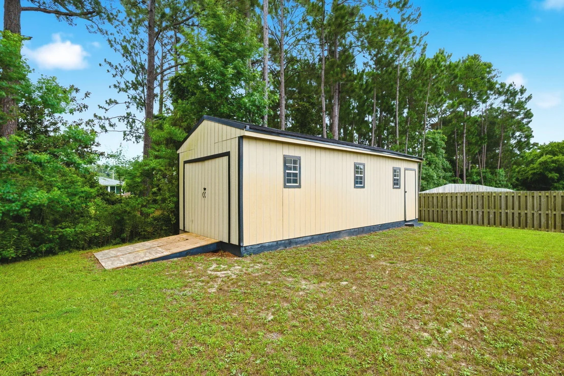 Photo of 1960 Edgewood Drive