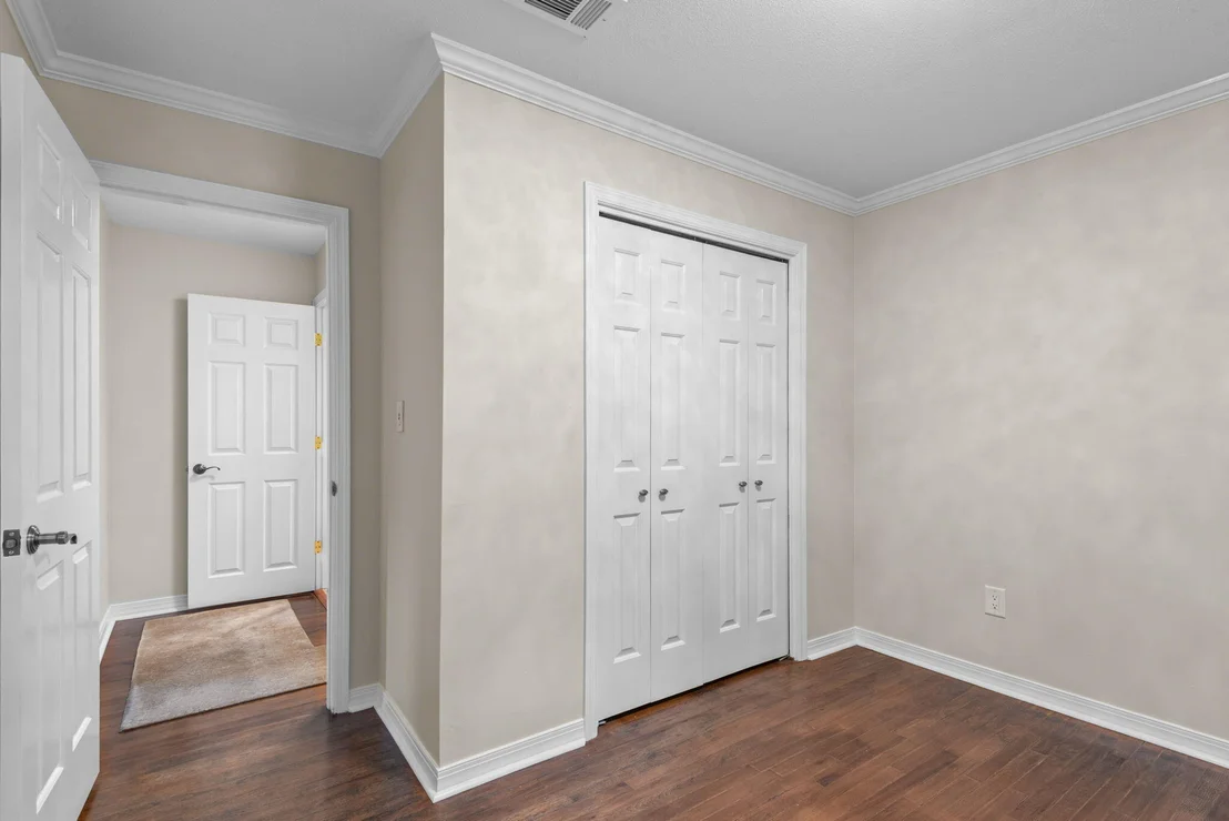 Photo of 5 Maple Avenue
