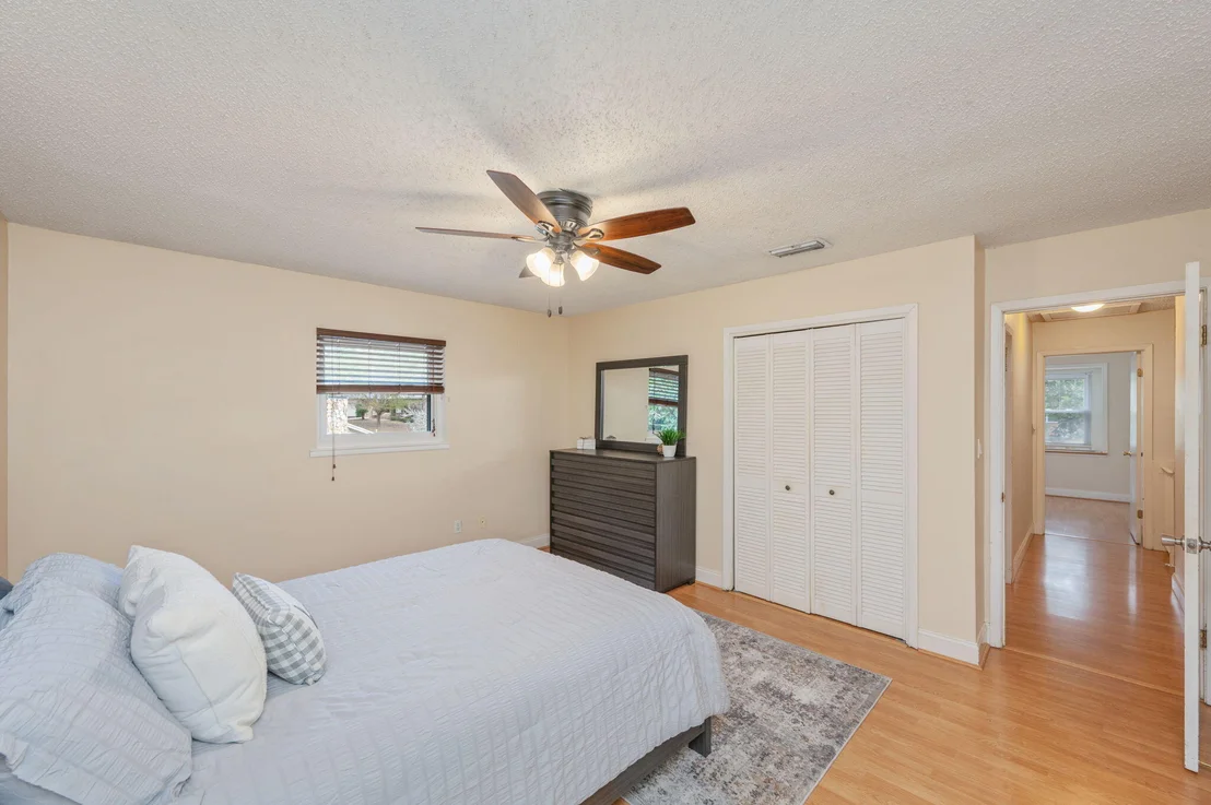 Photo of 2401 Roberts Drive