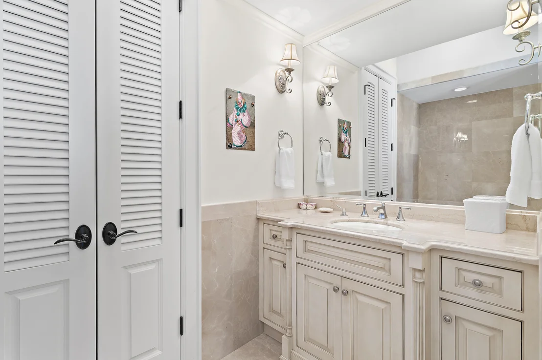 Photo of 609 Lagoon Drive